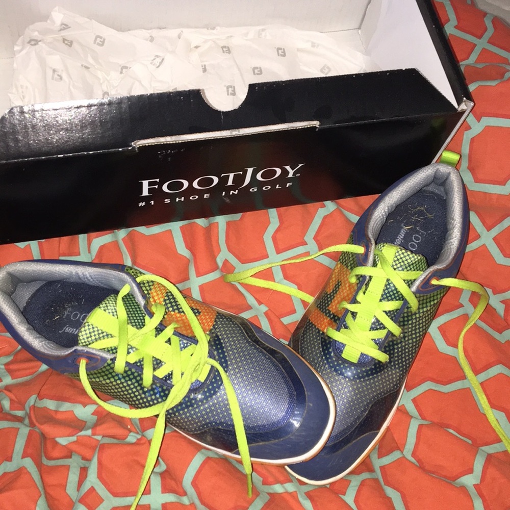 boys golfing shoes